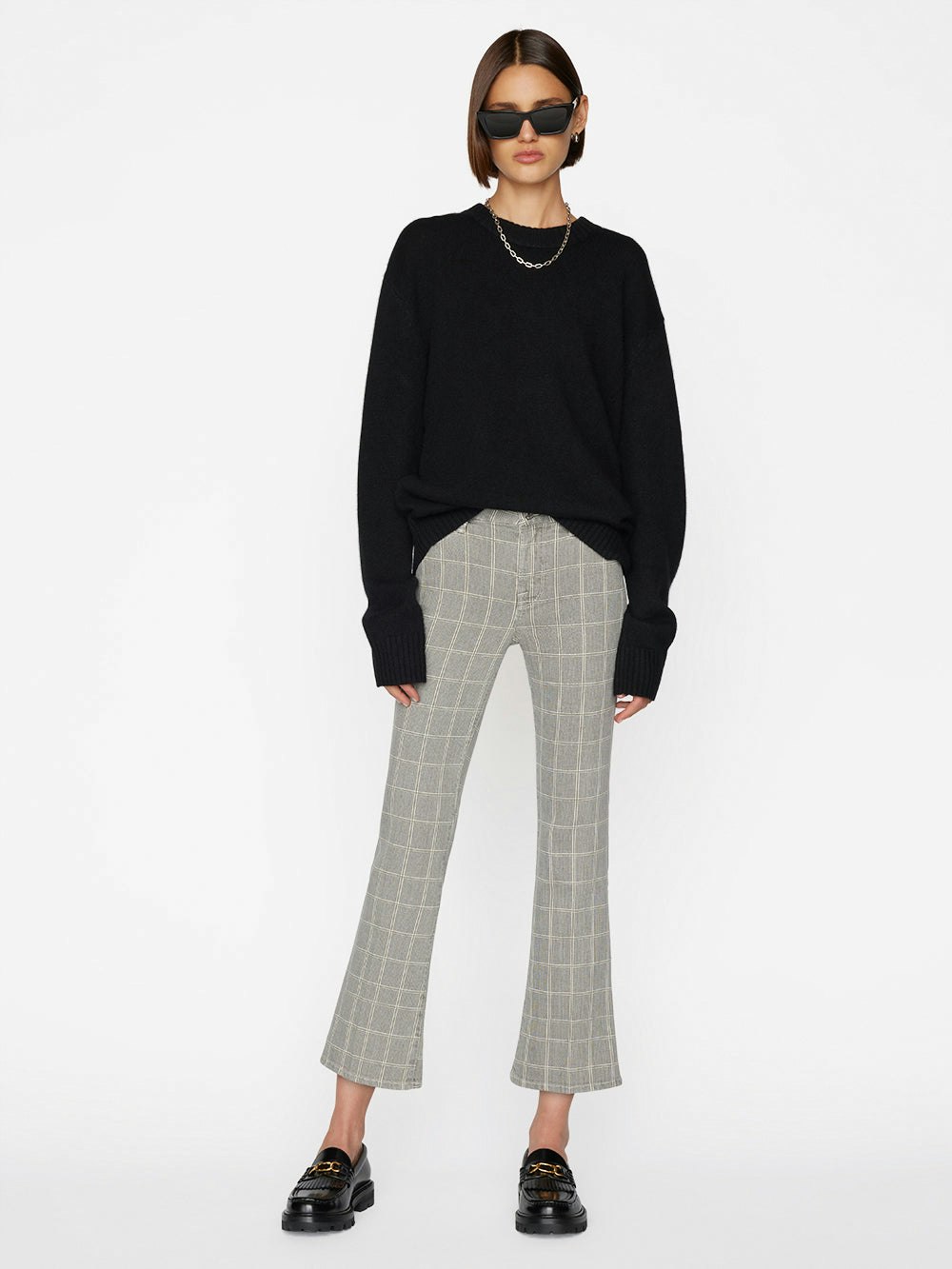 pants full body view alt:hover